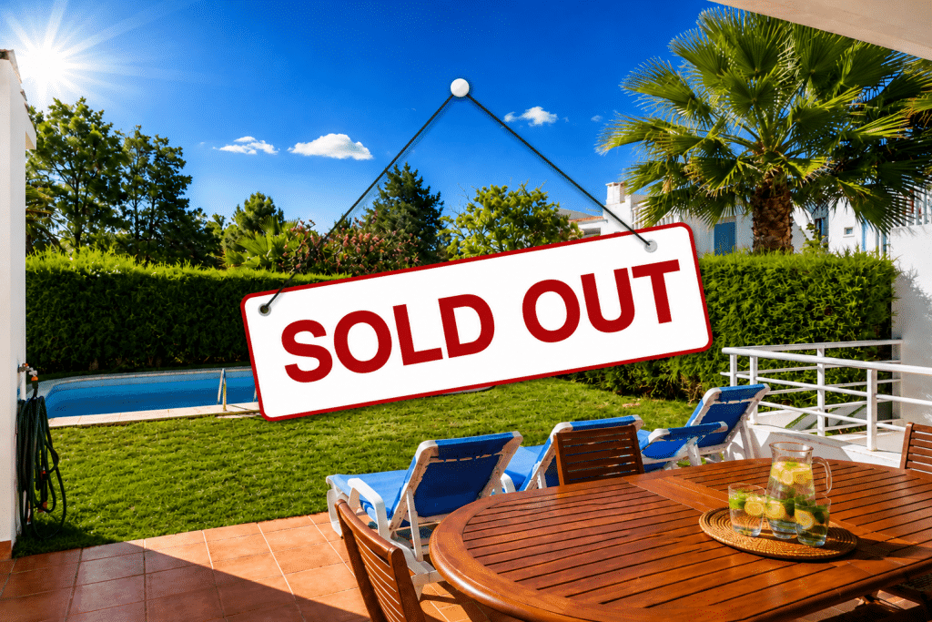 SOLD OUT 4 BEDROOM VILLA WITH POOL PRAINHA ALVOR SOUL IN THE ALGARVE